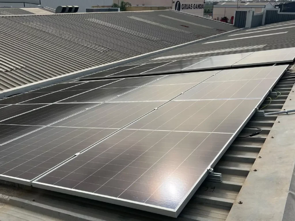 Autoconsumo eléctrico industrial -Placas solares para fabricas
